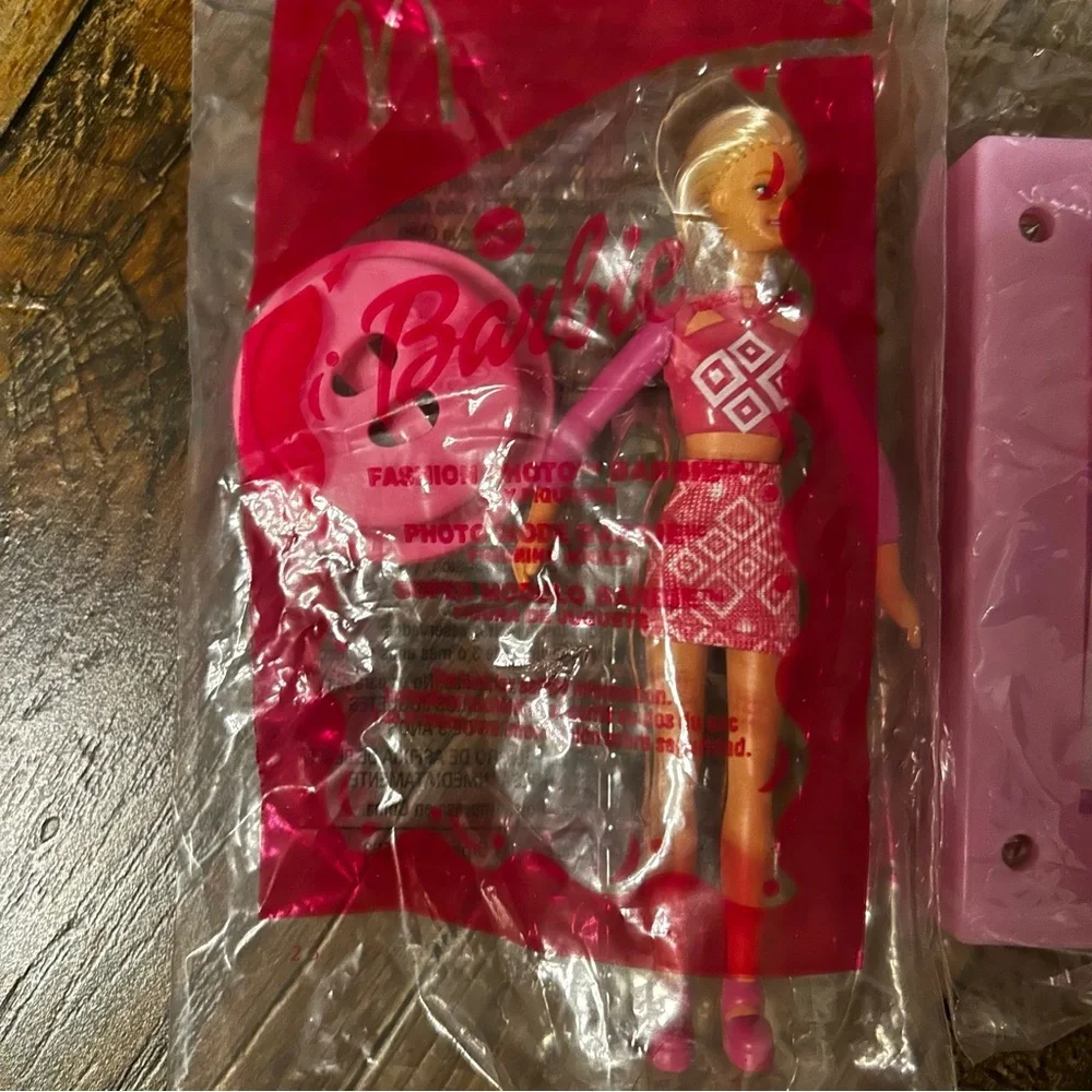 NWT 2002 Barbie McDonalds Happy Meal Toys New in Pkg Sealed‎ (lot of 4)